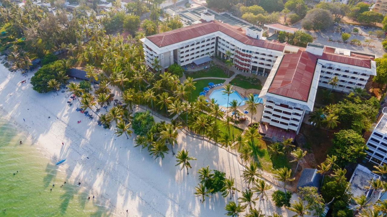 Mombasa Continental Resort Shanzu Bagian luar foto