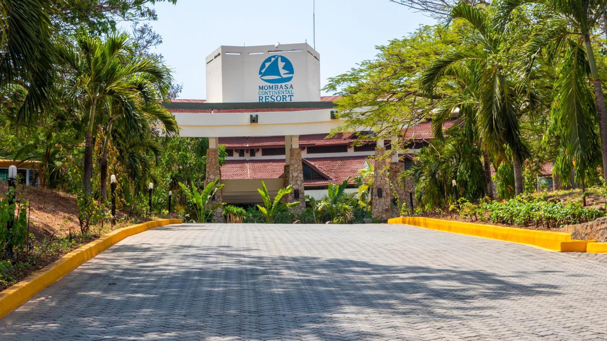 Mombasa Continental Resort Shanzu Bagian luar foto